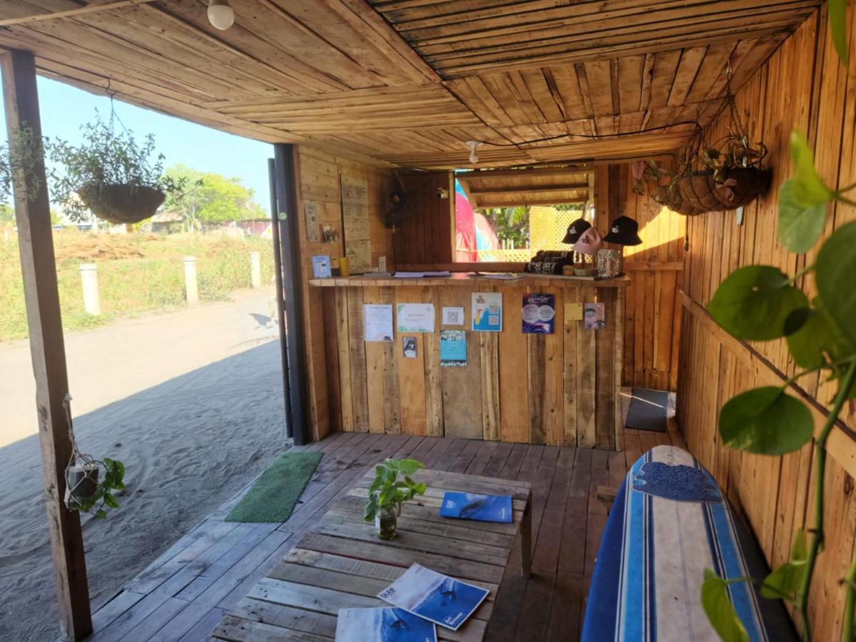 Green Belly Surf Hostel El Paredon Buena Vista Exterior photo